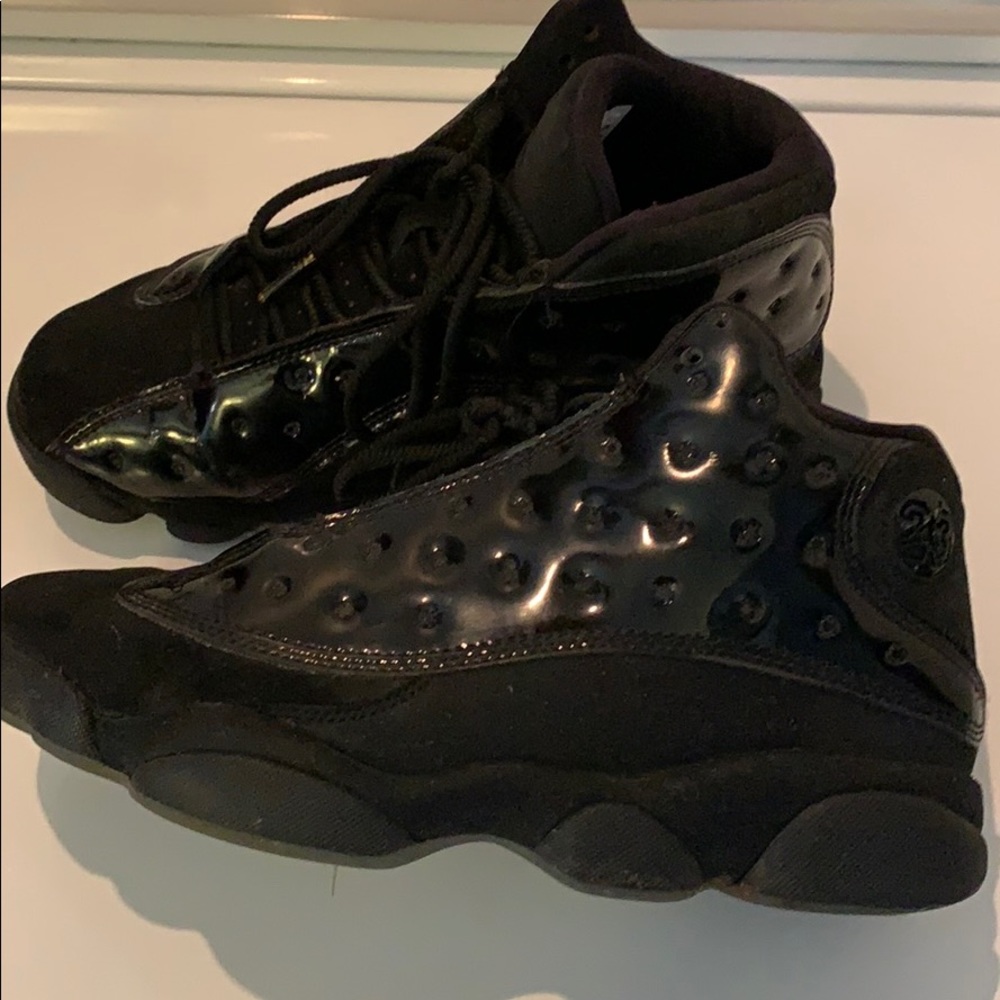 Jordan Retro 13 “Cap and Gown”